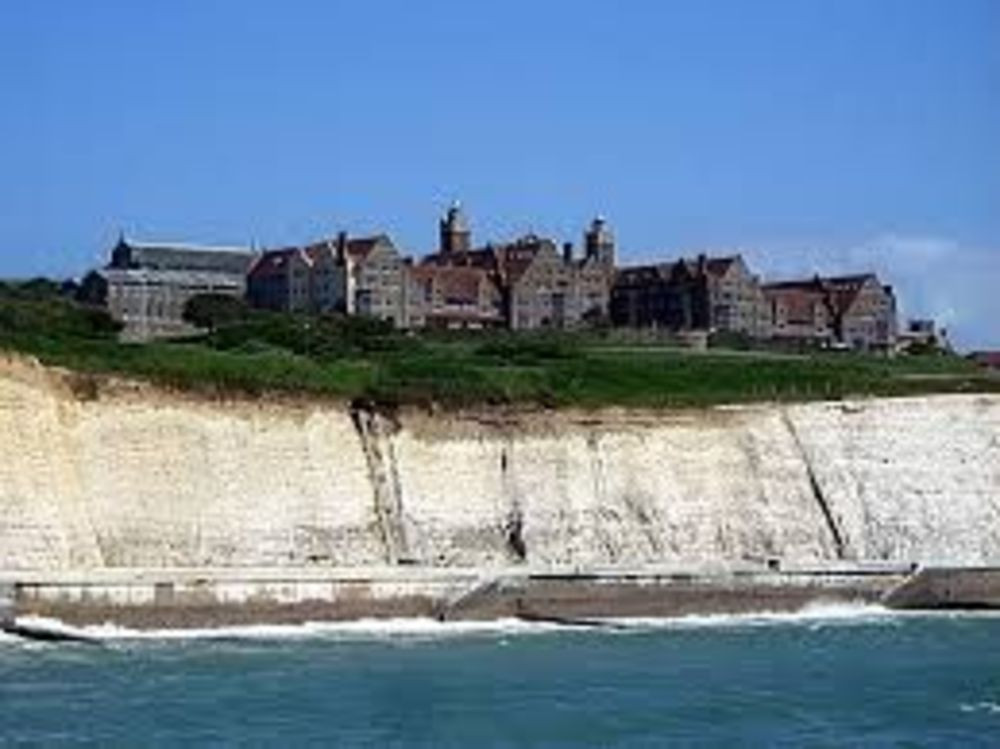 Roedean_view_from_marina